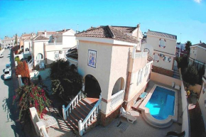 Stunning 6-Bedroom Villa